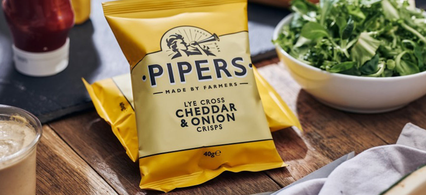 Pipers Lye Cross Cheddar & Onion 24 x 40g