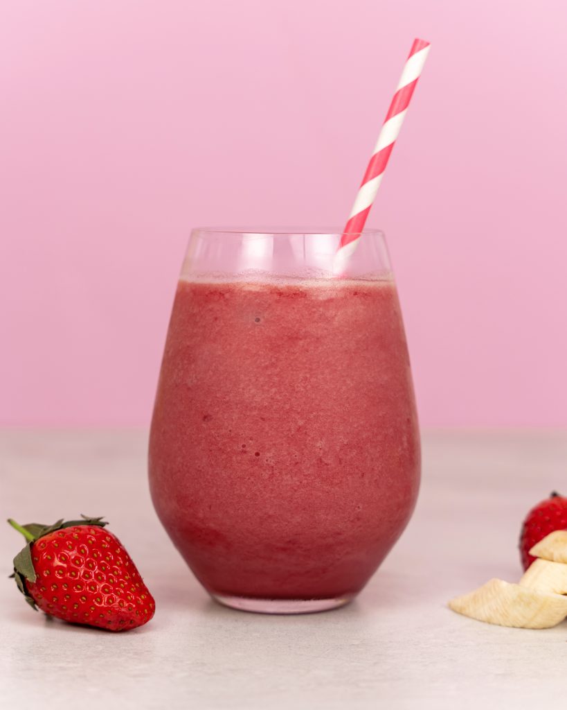 Simply Strawberry and Banana Smoothie x 1 Litre