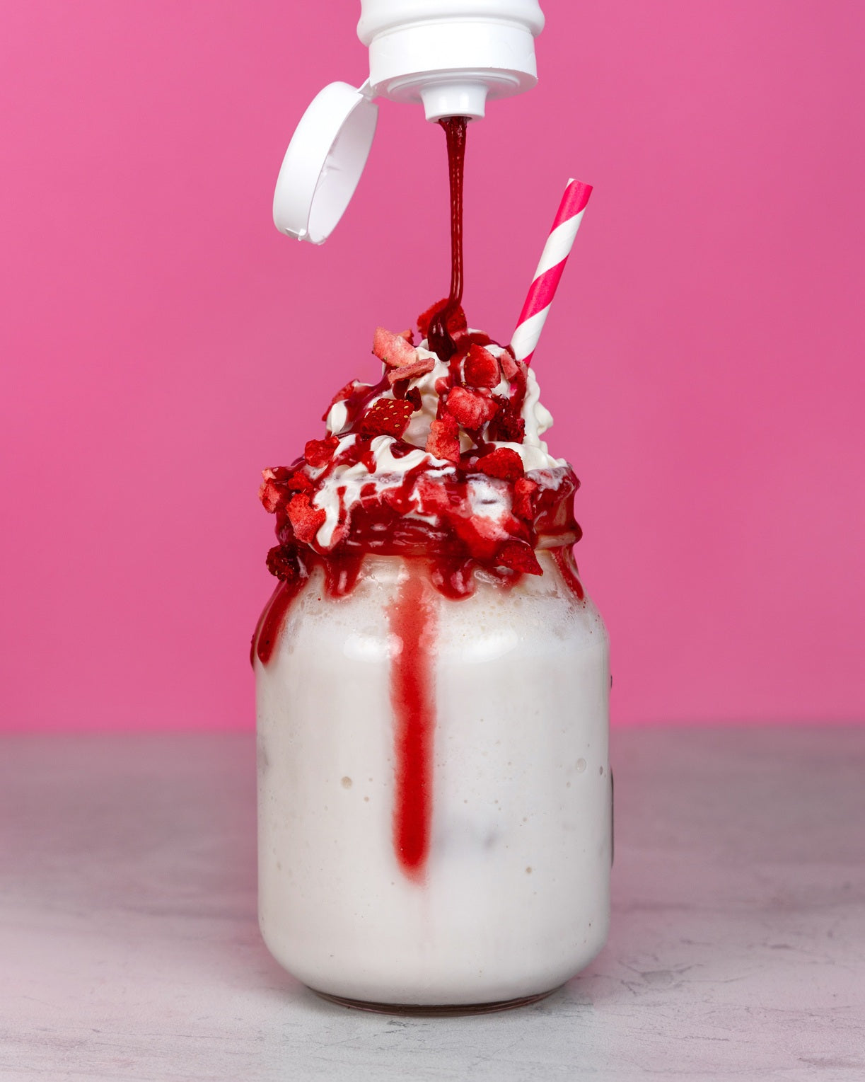 Simply Strawberry Topping Sauce 1 Kg