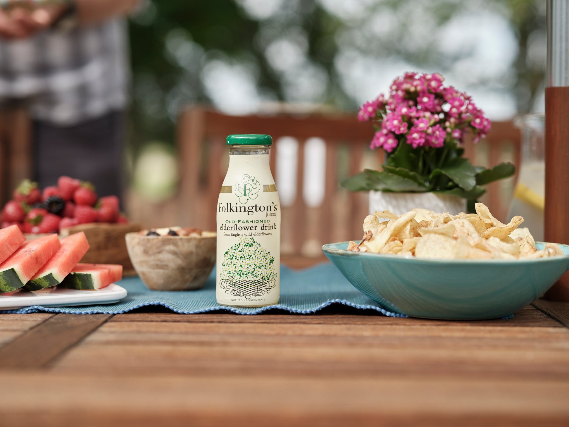 Folkingtons Elderflower Drink 12 x 250ml - The Heavenly Coffee Company